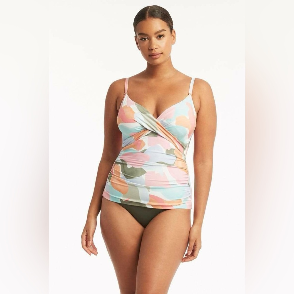 NWT Sea Level Australia Paintball Twist Front Tankini in Sage